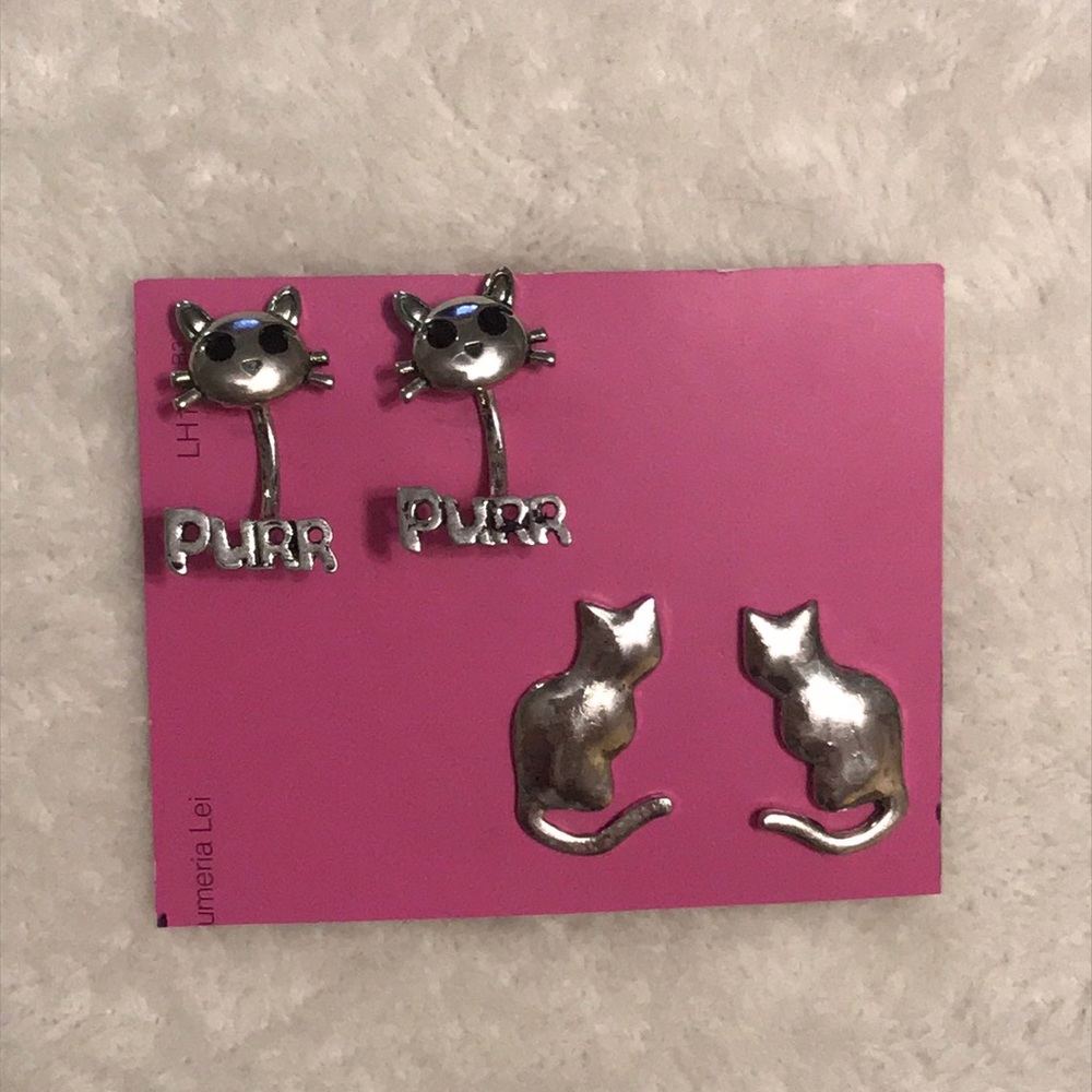 😺🐈H&M Cat Earrings- Set of 2 🐈😺